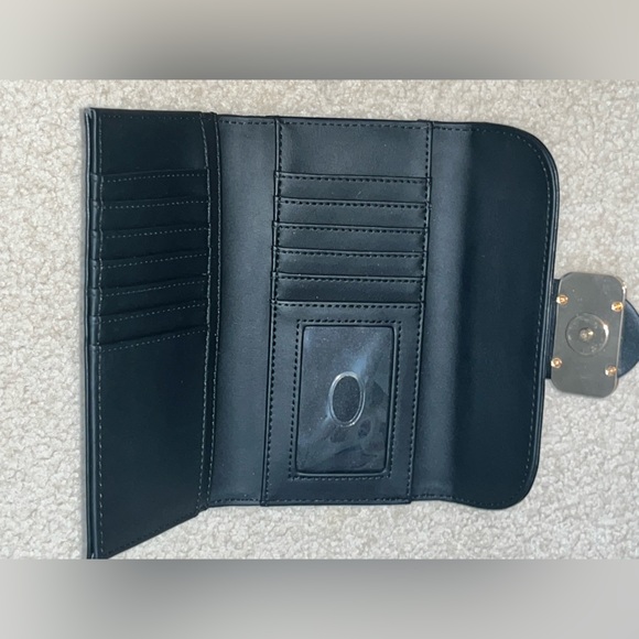 GUESS Black Folding Wallet - Picture 2 of 2